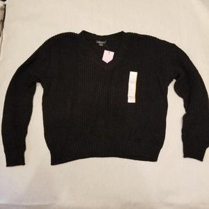 Wild Fable cropped sweater black